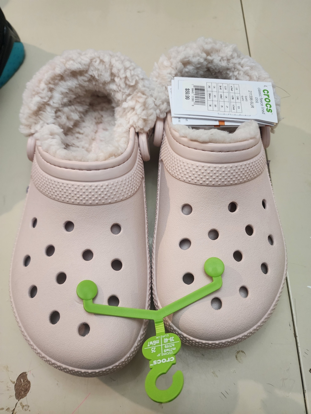 Crocs Cozy Fleece-Lined Pink Clogs - Picture 6 of 8